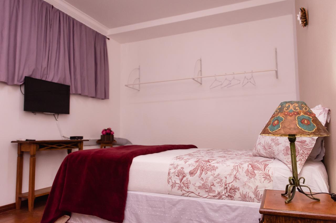Hospedaria Casa Real Santa Cruz de Minas Buitenkant foto